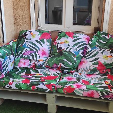 Appartement Avec Terrasse 나르본 외부 사진